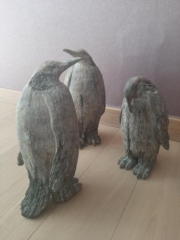 Decoratieve beelden (drie stuks) - Pinguinfamilie beschikbaar voor biedingen