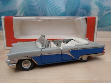 Novoexport GAZ 13 Chaika cabrio 1/43 beschikbaar voor biedingen