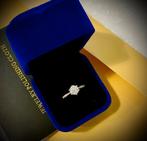 2ct Diamant ring met 925 sterling zilver, Bijoux, Sacs & Beauté, Bagues, 18 à 19, Femme, Enlèvement ou Envoi, Argent
