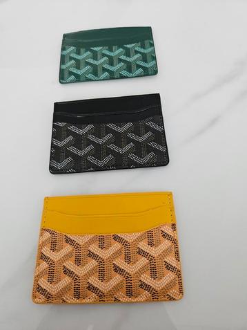 Porte cartes design et élégant  beschikbaar voor biedingen