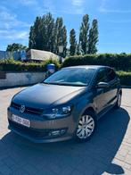 Volkswagen POLO 6r, Autos, Achat, Carnet d'entretien, Boîte manuelle, Noir