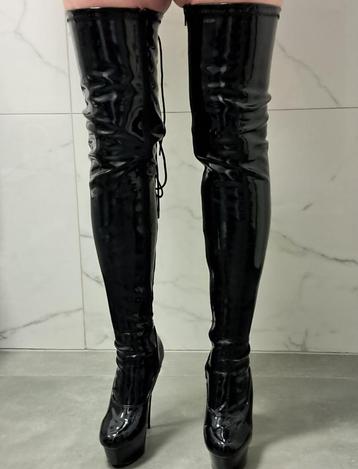Pleaser overknee laarzen met veters en stilettohak, 39 beschikbaar voor biedingen