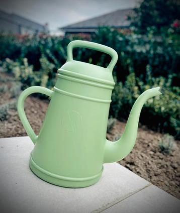 Gieter decoratief - nieuw 12L beschikbaar voor biedingen