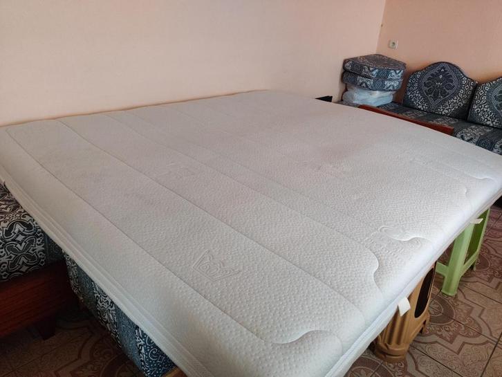 King Size matras Velda - 180 cm x 200 cm, Maison & Meubles, Chambre à coucher | Matelas & Sommiers, Utilisé, Matelas, 180 cm, 200 cm