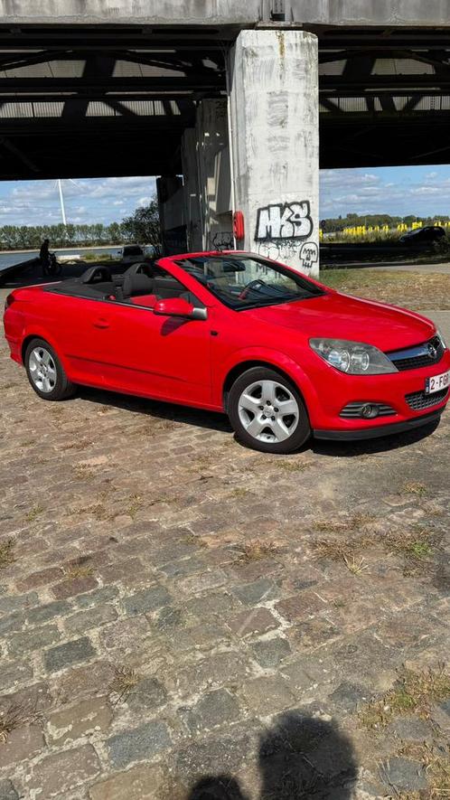 Opel astra twintop 1.6, Auto's, Opel, Particulier, Astra, Airconditioning, Elektrische buitenspiegels, Elektrische ramen, Mistlampen