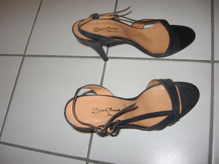 Superbes sandales Saint Tropez, hautes très découpées de faç, Vêtements | Femmes, Chaussures, Comme neuf, Escarpins, Bleu, Enlèvement ou Envoi