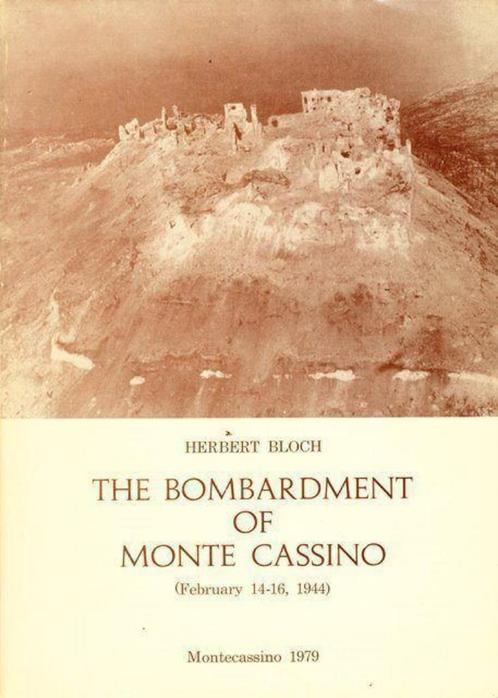 (a113) The bombardment of Monte Cassino, februari 1944, Boeken, Oorlog en Militair, Gelezen, Ophalen of Verzenden