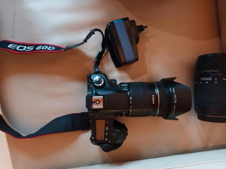 Canon EOS 60D, voor onderdelen, defect., TV, Hi-fi & Vidéo, Appareils photo numériques, Ne fonctionne pas, Reflex miroir, Canon