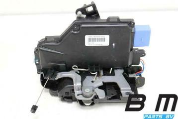 Portierslot rechtsvoor VW Touran 1T3 3D1837016AQ disponible aux enchères