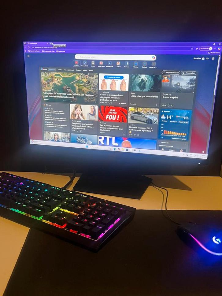 Setup complet prêt à jouer –PC +Écran +Clavier+Souris+Tapis, Games en Spelcomputers, Games | Pc, Zo goed als nieuw, Ophalen of Verzenden