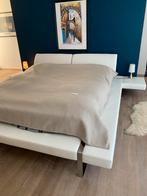 Bed met frame in echt kalfsleder., Huis en Inrichting, Ophalen, Zo goed als nieuw