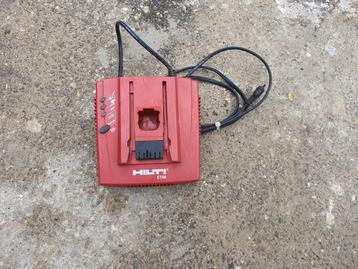 Lader Hilti C7/24, Doe-het-zelf en Bouw, Ophalen of Verzenden, Zo goed als nieuw