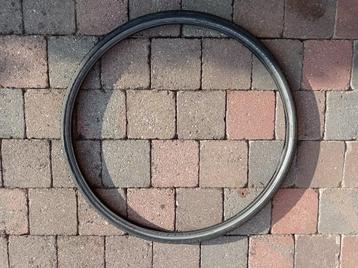 Kenda fietsband 28 inch beschikbaar voor biedingen