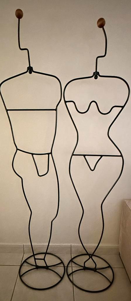 Vintage 1988 Ikea Häpen Dressgirl &Dressboy -Ehlén Johansson, Huis en Inrichting, Woonaccessoires | Kapstokken, Zo goed als nieuw