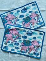 2 „HERMÈS” TAFELSETS versierd met olifanten (LOT), Huis en Inrichting, Ophalen of Verzenden, Gebruikt, Blauw, Placemat