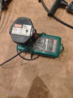 Oplader+batterij, Ophalen, Zo goed als nieuw