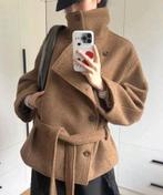 Camelkleurige wollen jas met hoge kraag, Kleding | Dames, Ophalen of Verzenden