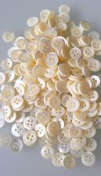 Lot knopen in parelmoer - nacre - 11 mm, Ophalen of Verzenden, Nieuw, Knoop of Knopen