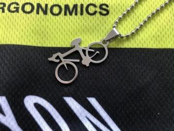 Pendentif en acier inoxydable en forme de vélo de route/vélo