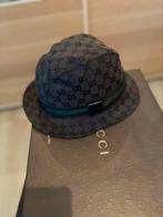 Bob Gucci noir bande verte 350e négociable, Vêtements | Hommes, Porté