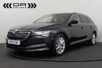 Skoda Superb COMBI 1.6TDI DSG7 AMBITION  - NAVI - ADAPTIVE, 4 cilinders, 0 kg, Bedrijf, USB