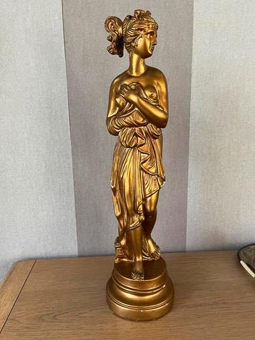 Beeld 63 cm beschikbaar voor biedingen