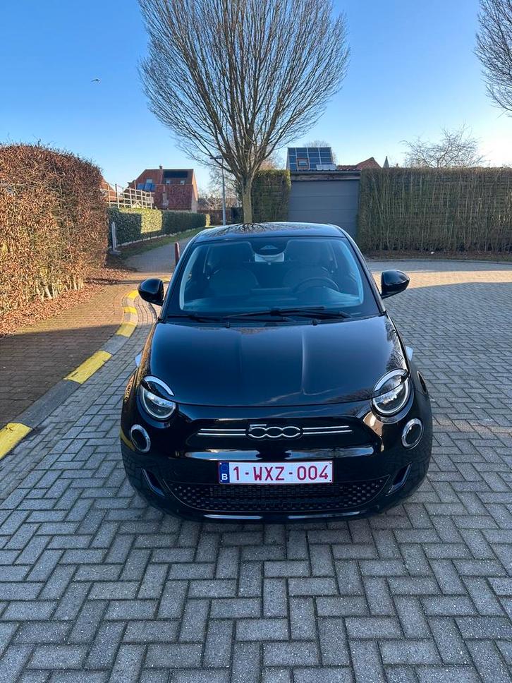 Fiat 500e Icon zwart, Auto's, Fiat, Particulier, 500E, ABS, Adaptieve lichten, Airbags, Airconditioning, Apple Carplay, Bluetooth