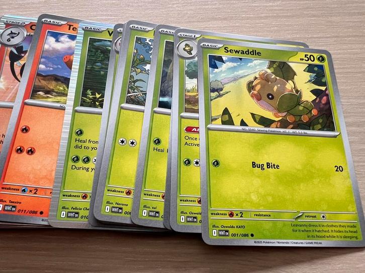 84 Pokémon White Flare kaarten, Hobby en Vrije tijd, Verzamelkaartspellen | Pokémon, Zo goed als nieuw, Meerdere kaarten, Foil