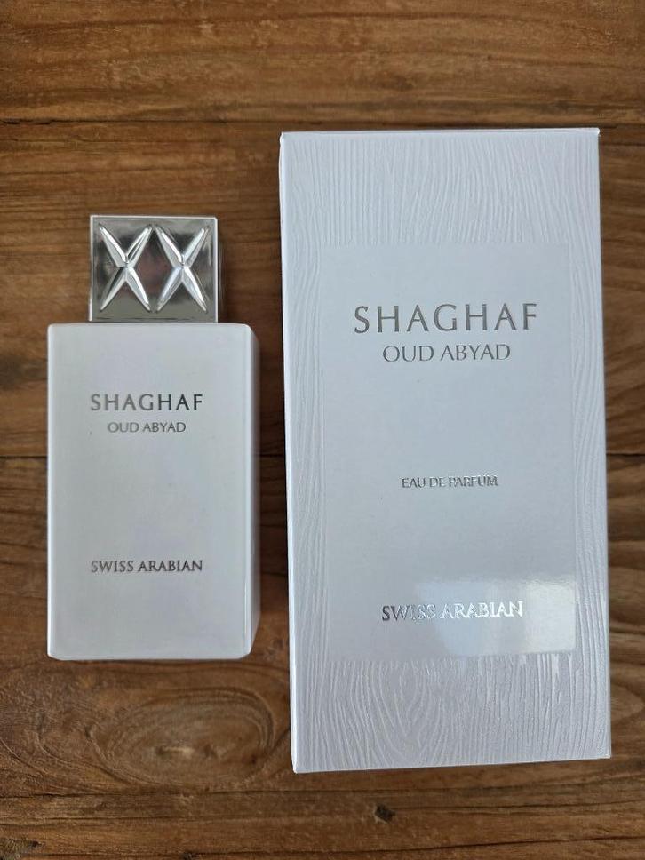 Swiss Arabian Shaghaf Oud Abyad Parfum, Handtassen en Accessoires, Uiterlijk | Parfum, Zo goed als nieuw, Ophalen of Verzenden
