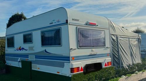 PRACHTIGE CARAVAN MET NIEUWE 4 SEIZOENSVOORTENT, Caravans en Kamperen, Caravans, Particulier, tot en met 4, Rondzit, Hobby, Ophalen