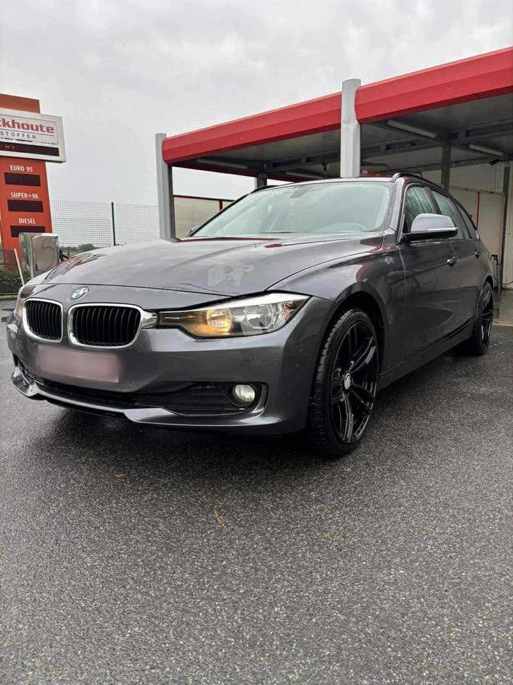 BMW 318d | 2013 | Handgeschakeld | Diesel, Auto's, BMW, Particulier, 3 Reeks, Bluetooth, Cruise Control, Lederen bekleding, Parkeersensor