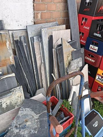 HARDSTEEN beschikbaar voor biedingen