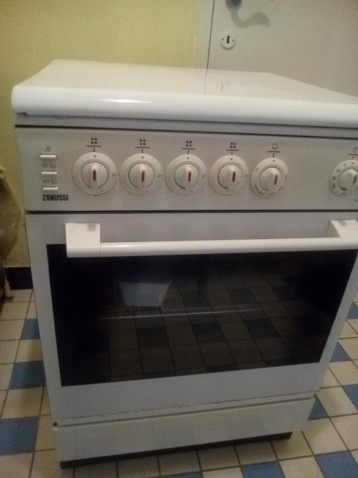 zanussi zc 606 ge, Huis en Inrichting, Keuken | Keukenelementen, Gebruikt, Wit, Ophalen