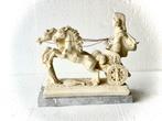 Sculptuur van een Romeinse soldaat - L.Toni - conditie van d, Antiek en Kunst, Kunst | Beelden en Houtsnijwerken, Ophalen of Verzenden