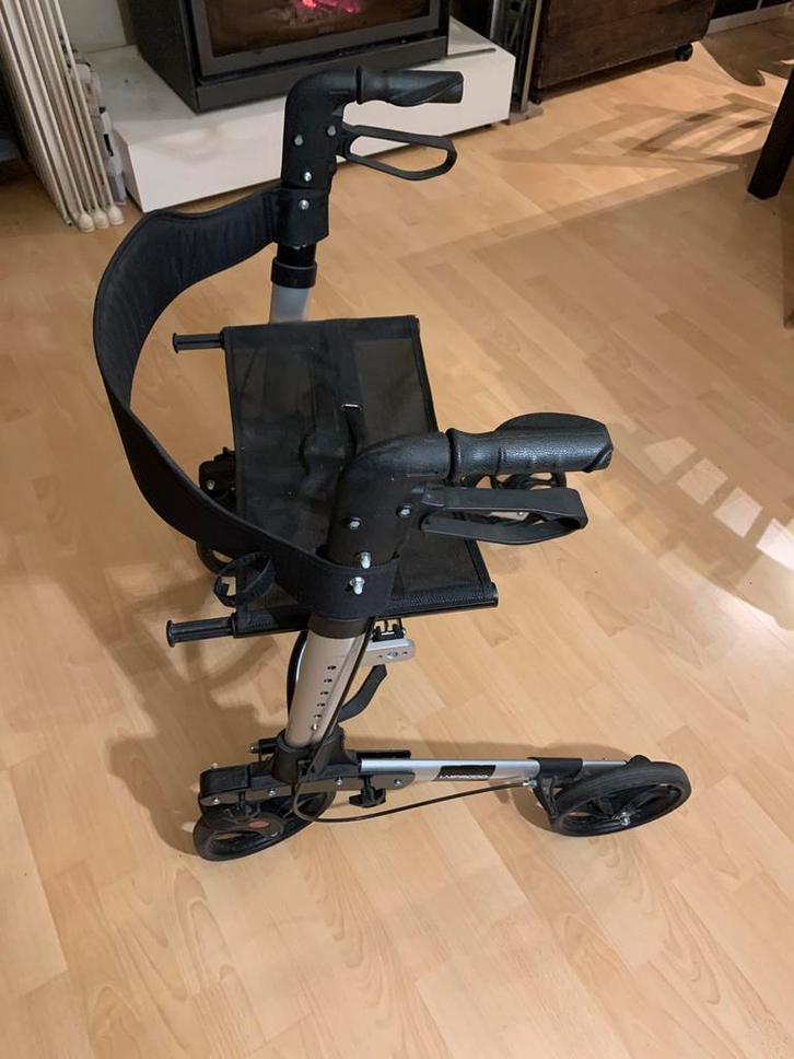Dealbulateur / rollator, Divers, Déambulateurs, Comme neuf, Pliable, Enlèvement