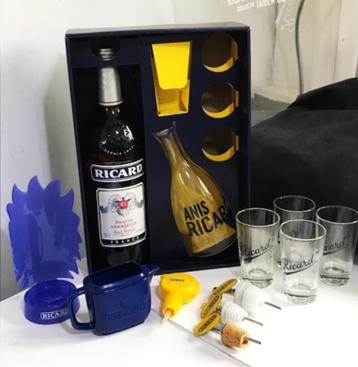 Ricard 100 cl vol 45% Collectie jaren 50 geschenk set  beschikbaar voor biedingen