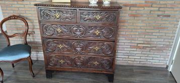 antieke eiken kast beschikbaar voor biedingen