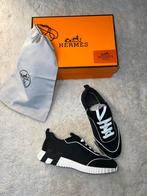 Daim noir et blanc Hermes Bouncing, Vêtements | Hommes, Chaussures, Neuf, Hermes, Autres types, Noir