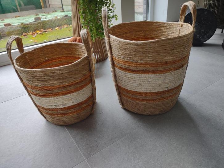 Kwalitatieve manden-set (zie foto’s & omschrijving), Huis en Inrichting, Woonaccessoires | Schalen en Manden, Mand, Ophalen