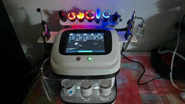 10 in 1 professionele gezichts behandeling gloednieuw!, Electroménager, Équipement de Soins personnels, Neuf, Enlèvement ou Envoi