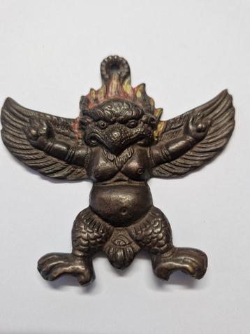 Tibetaanse Garuda hanger beschikbaar voor biedingen