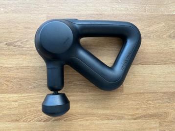 Theragun Prime – Pistolet de massage quasi neuf disponible aux enchères