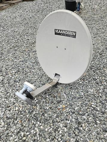 TV Sateliet set beschikbaar voor biedingen