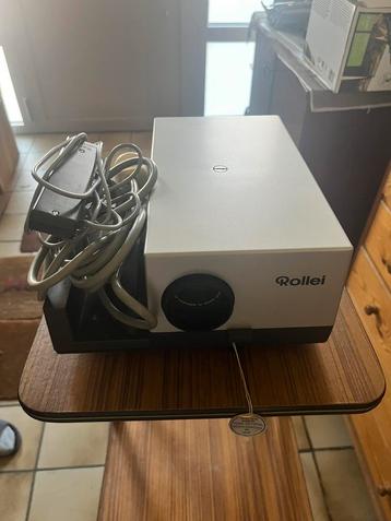 Diaprojectorz van het merk Rollei. beschikbaar voor biedingen