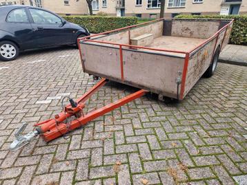 Aanhanger  aanhangwagen remork beschikbaar voor biedingen