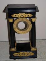 Kast voor een kolompendule, Antiek en Kunst, Ophalen of Verzenden