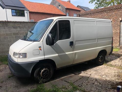 fiat ducato schadewagen, Auto's, Bestelwagens en Lichte vracht, Particulier, Fiat, Diesel, Euro 4, 4 deurs, Handgeschakeld, Grijs