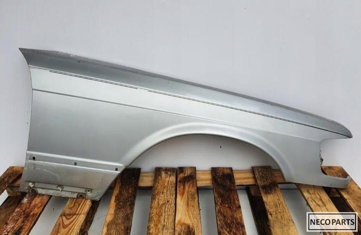 MERCEDES BENZ S KLASSE W126 VOORSCHERM SPATBORD, Auto-onderdelen, Carrosserie, Bumper, Mercedes-Benz, Gebruikt, Ophalen of Verzenden