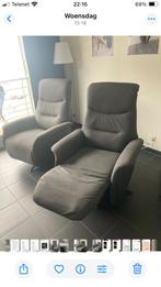 Twee relaxzetels ( 3 maand oud), Ophalen, Kunststof, Eenpersoons, 125 tot 150 cm