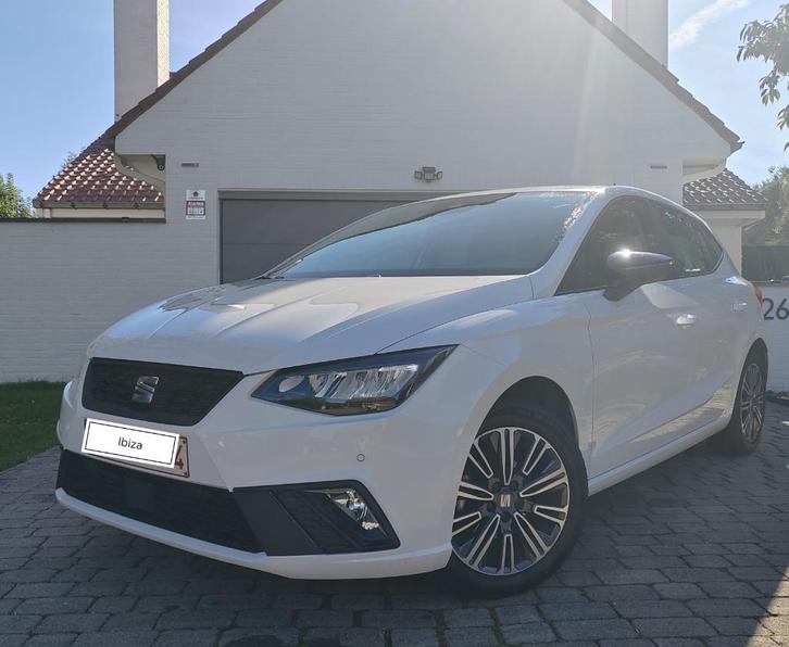 Seat Ibiza TSI 95 URBAN in uitstekende staat!, Auto's, Seat, Particulier, Ibiza, ABS, Achteruitrijcamera, Airbags, Android Auto